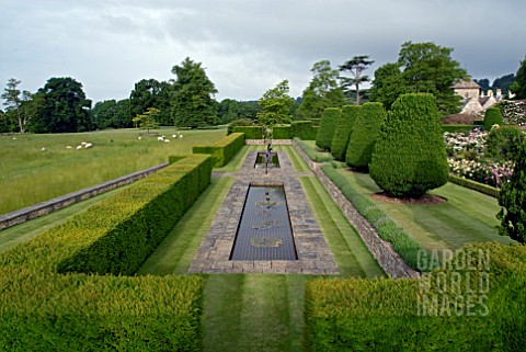 VIEW_OF_THE_GARDEN_AND_PARKLANDS_AT_OZLEWORTH_PARK_GLOUCESTERSHIRE