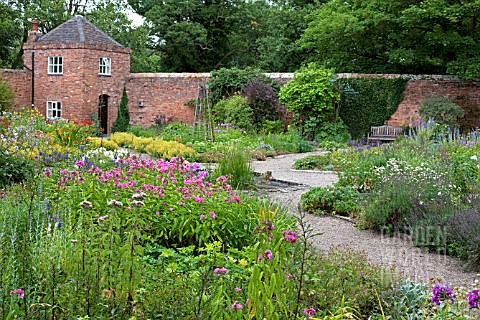 THE_WALLED_GARDEN_AT_MIDDLETON_HALL