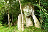 SCULPTURE OF A LADY IN THE EDEN PROJECT GARDENS