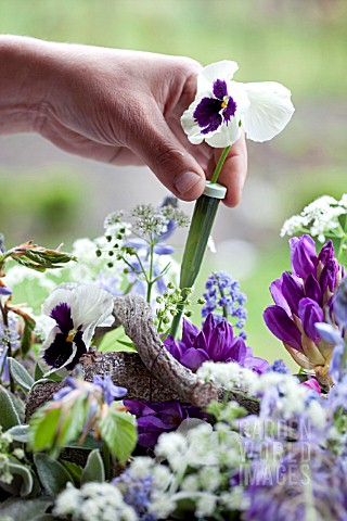 SPRING_BOUQUET_IN_SILVER_VASE_DETAIL_WITH_SPECIAL_FLOWER_HOLDER