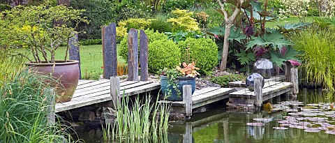 Pond_and_decking_area