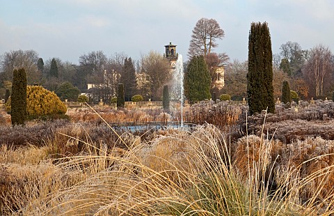 Frosted_italianate_formal_garden