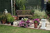 SMALL PATIO WITH GARDEN SEAT