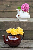 TEAPOTS AND ROSES