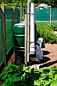 COMFREY TUBE FOR MAKING LIQUID FEED