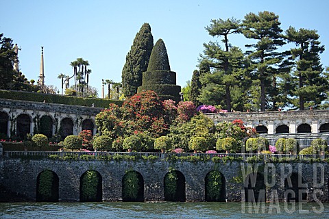 Hanging_Gardens_of_Isola_Bella_Lake_Maggiore_Italy
