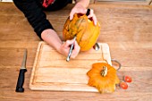 Making of an Halloween pumpkin decoration