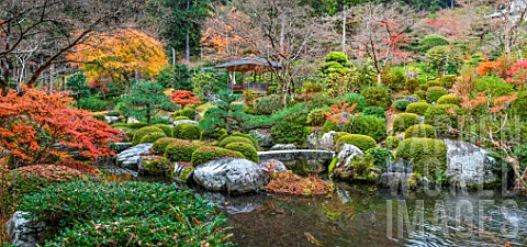 Mimurotojis_garden_Kyoto_Japan