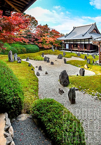 Japanese_rock_garden_in_Komyoin_temple_Kyoto_Japan