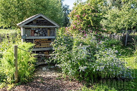 Handmade_insect_house_in_a_garden_in_spring_Pas_de_Calais_France