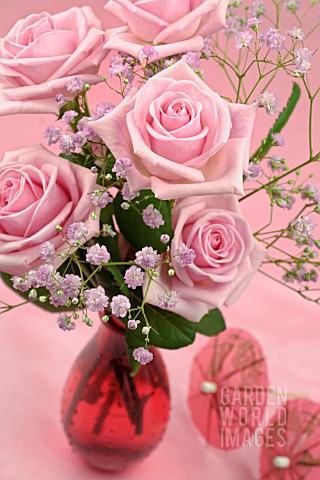 PINK_ROSE_ARRANGEMENT