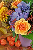 AUTUMN FLOWER ARRANGEMENT