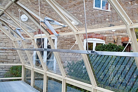 GREENHOUSE_CONSTRUCTION_AT_WAKEFIELDS_GARDEN_SHELVING