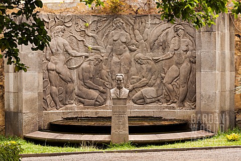 MEMORIAL_TO_ALONSO_DE_NAVA_GRIMON_FOUNDER_OF_THE_BOTANIC_GARDENS_IN_TENERIFE