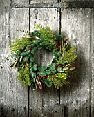 NATURAL TREE FOLIAGE WREATH