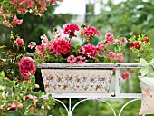 DECOUPAGE FLOWERBOX WITH A FLORAL PATTERN