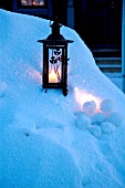 LANTERN IN SNOW