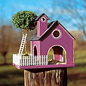 BIRD HOUSE