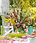 COLOURFUL EASTER TABLE