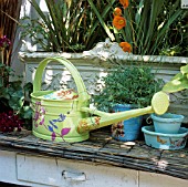 WATERING CAN WITH FLOWER PATTERN