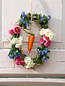 OVAL WREATH OF BUNCHED FLOWERS