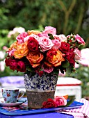 COLOURFUL BOUQUET OF ROSES