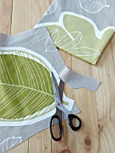 CUTTING OUT SHAPE FOR LEAF CUSHION