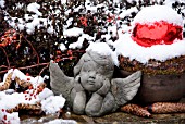 CHERUB WINTER DECORATION