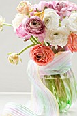 RANUNCULUS FLORAL ARRANGEMENT IN VASE