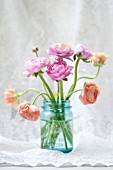 RANUNCULUS FLORAL ARRANGEMENT IN VASE