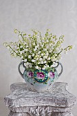 CONVALLARIA MAJALIS IN HAND-PAINTED SUGAR BOWL