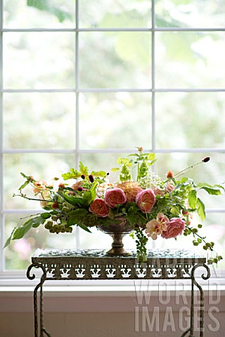 ONE_SIDE_OF_TWOSIDED_FLORAL_ARRANGEMENT_USING_DAHLIAS_ROSES_AND_SUMMER_FLOWERS_INCLUDING_ROSA_ROMANT