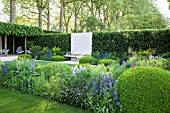 THE TELEGRAPH GARDEN RHS CHELSEA 2014,   DESIGNERS DEL BUONO GAZERWITZ