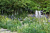 THE HOMEBASE GARDEN TIME TO REFLECT IN ASSOCIATION WITH THE ALZHEIMERS SOCIETY.  RHS CHELSEA 2014  DESIGNER ADAM FROST