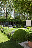 THE TELEGRAPH GARDEN RHS CHELSEA 2014,   DESIGNERS DEL BUONO GAZERWITZ