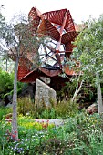 RHS CHELSEA FLOWER SHOW 2013, TRAILFINDERS AUSTRALIAN GARDEN PRESENTED BY FLEMINGS NURSERIES, DESIGNER PHILIP JOHNSON.   BEST IN SHOW