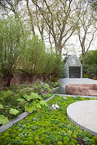 RHS_CHELSEA_FLOWER_2013_BQ_SENTEBALE_GARDEN_DESIGNER_JINNY_BLOM__REMEMBER_THE_CHILDREN