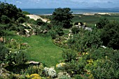 SEASIDE GARDEN