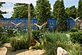 HAMPTON COURT FLOWER SHOW 2011 - POETS GARDEN - MY BOY JACK - RUDYARD KIPLING, DESIGNER: HEATHER APPLETON