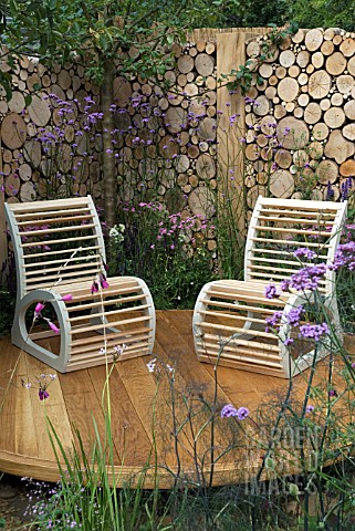 HAMPTON_COURT_FLOWER_SHOW_2011__WILD_IN_THE_CITY__INSECT_ATTRACTION_DESIGNED_BY_CHARLOTTE_MURRELL