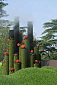 HAMPTON COURT FLOWER SHOW 2011 - DIAMONDS AND RUST. DESIGNER: TONY SMITH