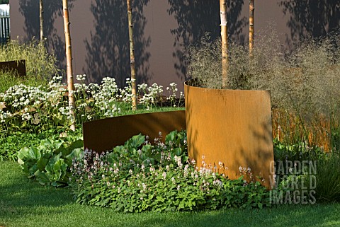 HAMPTON_COURT_FLOWER_SHOW_2011__I_AM_BECAUSE_OF_WHO_WE_ARE__BEST_IN_SHOW__DESIGNED_BYCAROLINE_COMBER