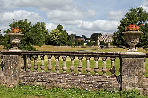 VIEW_WITH_CLASSICAL_BALUSTRADE_AT_DYFFRYN_GARDENS__WALES