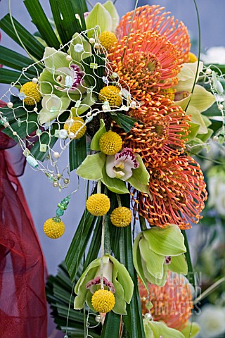 CONTEMPORARY_BRIDAL_BOUQUET