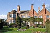 TOPIARY AT FELLEY PRIORY,  NOTTINGHAM