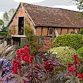 EASTGROVE COTTAGE GARDEN, WORCESTERSHIRE, MANIPULATED