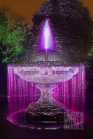 BOTANICAL_GARDENS_FOUNTAIN_AT_NIGHT_MANIPULATED