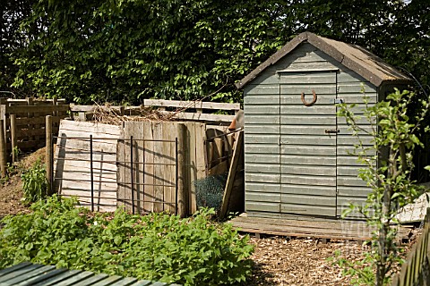 SHED_AND_COMPOST_AREA_ON_ALLOTMENT