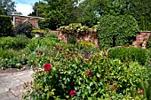 WOLLERTON OLD HALL GARDEN, JUNE