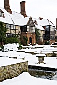 RHS WISLEY HOUSE IN THE SNOW